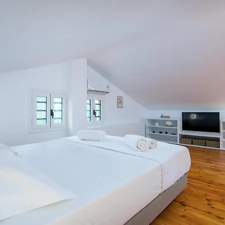 Joanie's Dream * Danilia